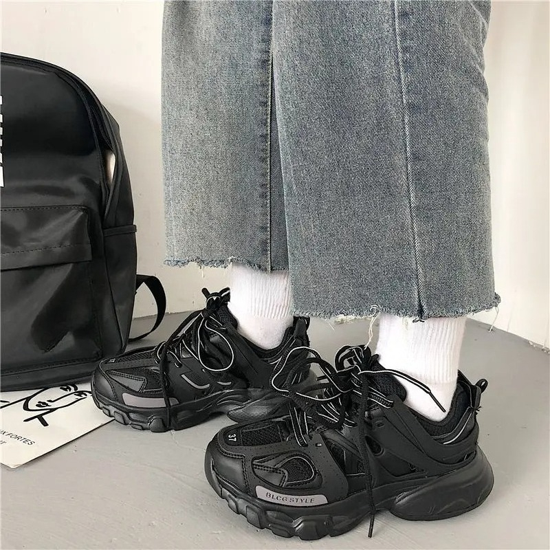 Casual Sneakers Men - Модные женские кроссовки: новые изысканные повседневные